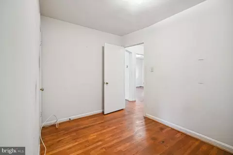11500 Mapleview Dr, Silver Spring, MD 20902 photo 15