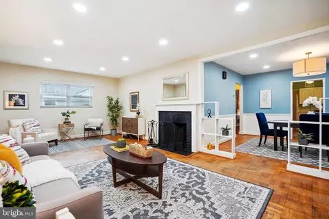 Living - 9506 Saginaw St, Silver Spring, MD 20901 photo 5 of 5