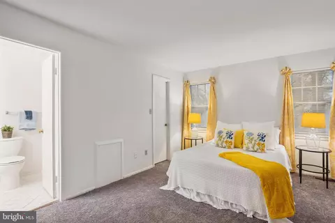 2982 Schubert Dr #16, Silver Spring, MD 20904 photo 4