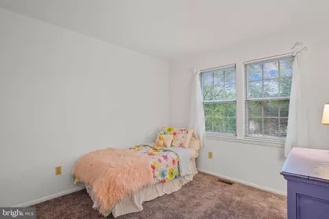 2982 Schubert Dr #16, Silver Spring, MD 20904 photo 5