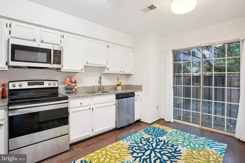 2982 Schubert Dr #16, Silver Spring, MD 20904 photo 15