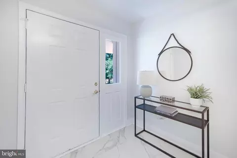 912 Devere Dr, Silver Spring, MD 20903 photo 5