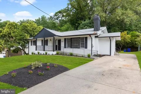 912 Devere Dr, Silver Spring, MD 20903