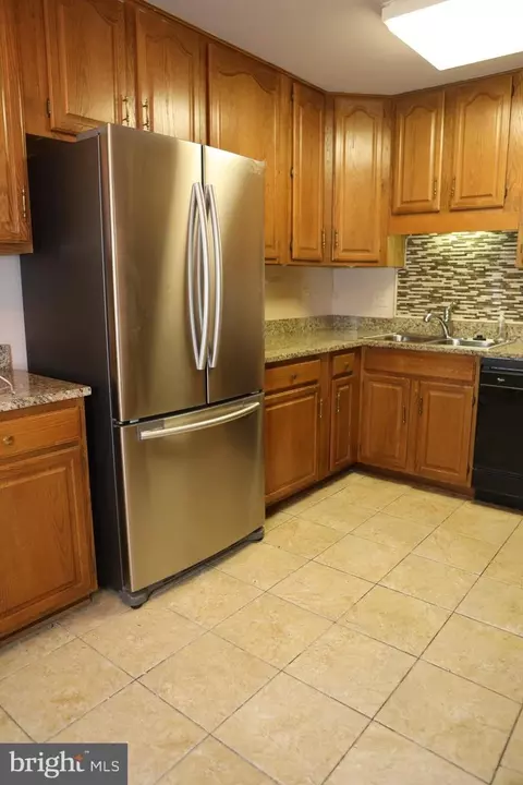 11223 Watermill Ln, Silver Spring, MD 20902 photo 7