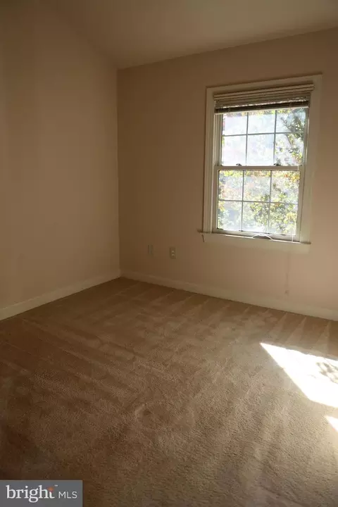 11223 Watermill Ln, Silver Spring, MD 20902 photo 13