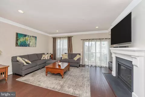 3607 Doc Berlin Dr, Silver Spring, MD 20906 photo 4