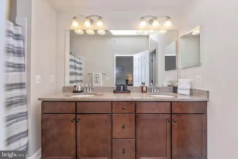 3607 Doc Berlin Dr, Silver Spring, MD 20906 photo 13