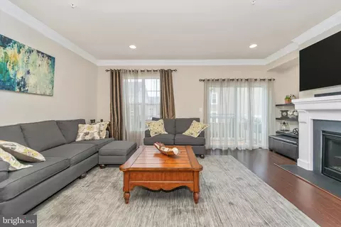 3607 Doc Berlin Dr, Silver Spring, MD 20906 photo 3