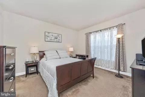 3607 Doc Berlin Dr, Silver Spring, MD 20906 photo 11