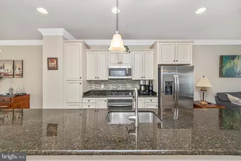 3607 Doc Berlin Dr, Silver Spring, MD 20906 photo 8
