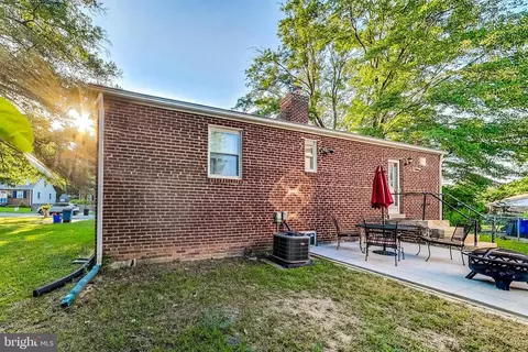 Exterior - 10404 Grandin Rd, Silver Spring, MD 20902 photo 4 of 8