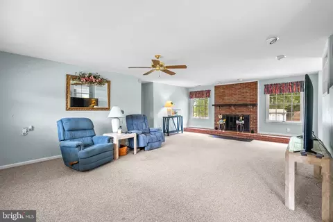 26619 High St, Damascus, MD 20872 photo 6