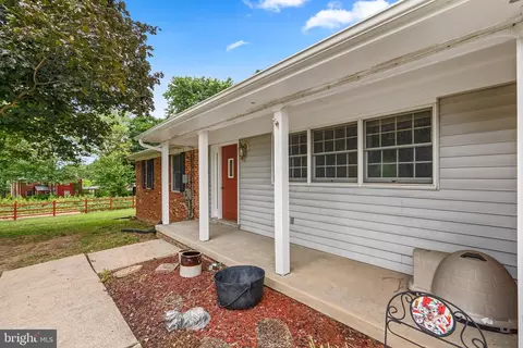 26619 High St, Damascus, MD 20872 photo 4