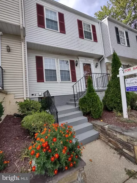 17526 Sabrina Ter, Derwood, MD 20855