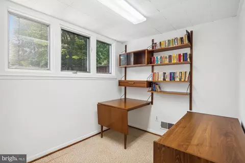3607 Spruell Dr, Silver Spring, MD 20902 photo 25