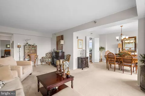 3310 N Leisure World Blvd #927, Silver Spring, MD 20906 photo 8