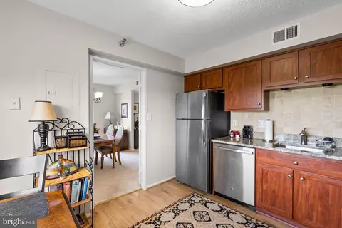 3310 N Leisure World Blvd #927, Silver Spring, MD 20906 photo 14