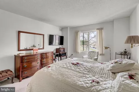 14801 Pennfield Cir #312, Silver Spring, MD 20906 photo 19