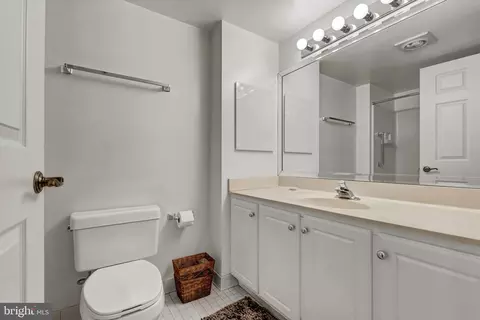 14801 Pennfield Cir #312, Silver Spring, MD 20906 photo 16