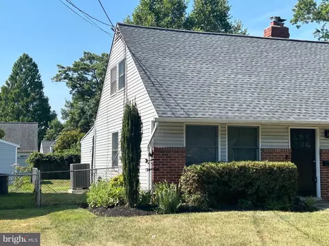 Exterior - 9717 Dilston Rd, Silver Spring, MD 20903 photo 3 of 8