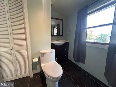 Bath - 9717 Dilston Rd, Silver Spring, MD 20903 photo 2 of 5