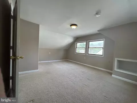 Bedroom - 9717 Dilston Rd, Silver Spring, MD 20903 photo 7 of 10