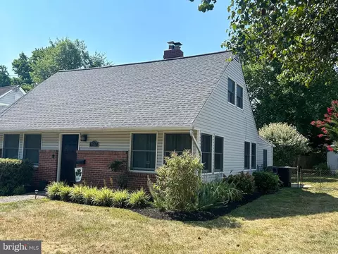 Exterior - 9717 Dilston Rd, Silver Spring, MD 20903 photo 4 of 8
