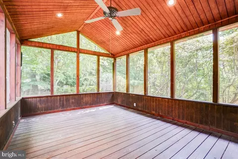 13217 Rippling Brook Dr, Silver Spring, MD 20906 photo 10
