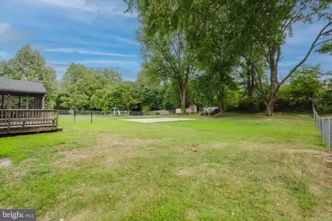 Exterior - 1113 Tanley Rd, Silver Spring, MD 20904 photo 5 of 5