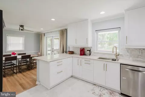 Kitchen - 1113 Tanley Rd, Silver Spring, MD 20904 photo 2 of 2