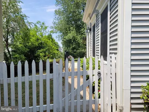 14812 Cherry Leaf Ter, Silver Spring, MD 20906 photo 2