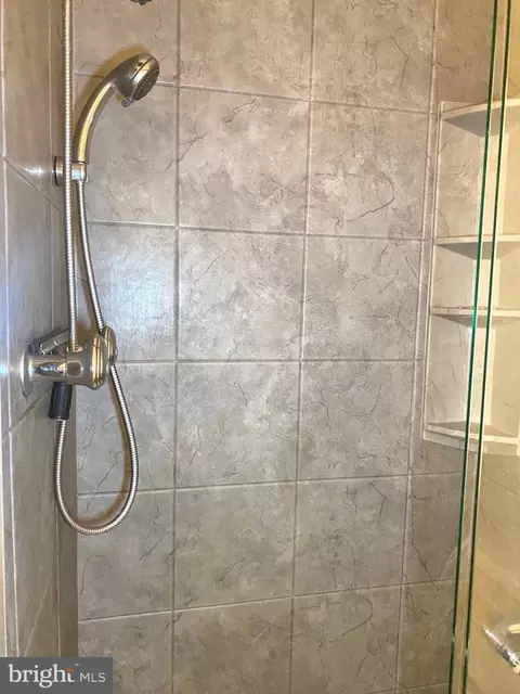 12019 Bronzegate Pl #102, Silver Spring, MD 20904 photo 24