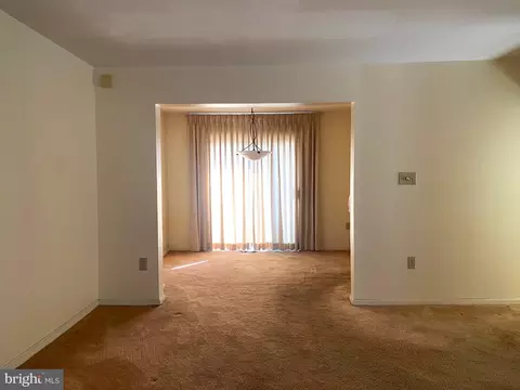 12019 Bronzegate Pl #102, Silver Spring, MD 20904 photo 6