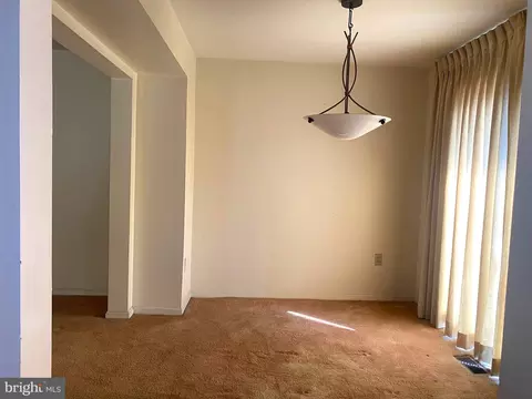 12019 Bronzegate Pl #102, Silver Spring, MD 20904 photo 8