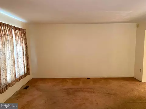 12019 Bronzegate Pl #102, Silver Spring, MD 20904 photo 5