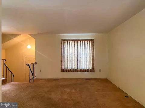 12019 Bronzegate Pl #102, Silver Spring, MD 20904 photo 4