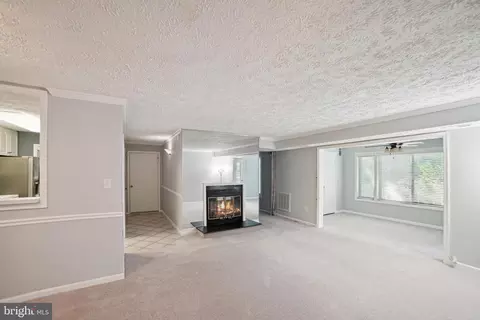 40 Windbrooke Cir #40, Gaithersburg, MD 20879