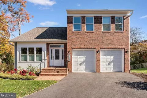 2608 Summer Hill Ct, Silver Spring, MD 20904