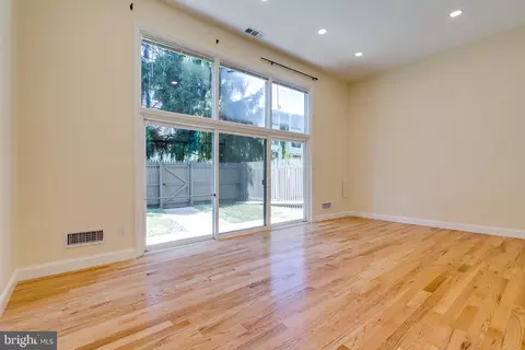 19506 Brassie Pl Pl #14D, Montgomery Village, MD 20886