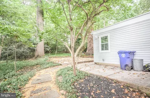 Exterior - 11538 Highview Ave, Silver Spring, MD 20902 photo 6 of 11