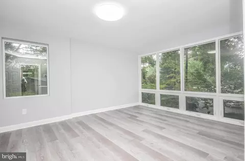 Living - 11538 Highview Ave, Silver Spring, MD 20902 photo 6 of 6