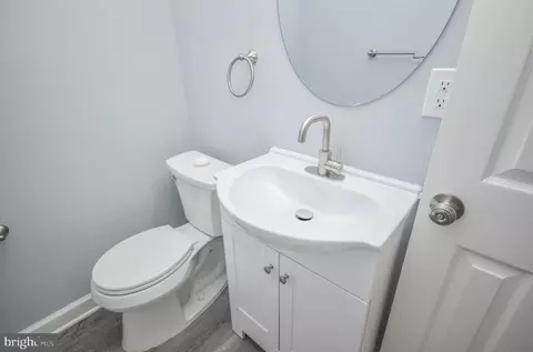 Bath - 11538 Highview Ave, Silver Spring, MD 20902 photo 1 of 4
