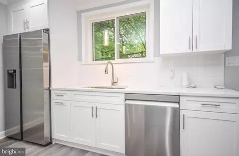 Kitchen - 11538 Highview Ave, Silver Spring, MD 20902 photo 2 of 7