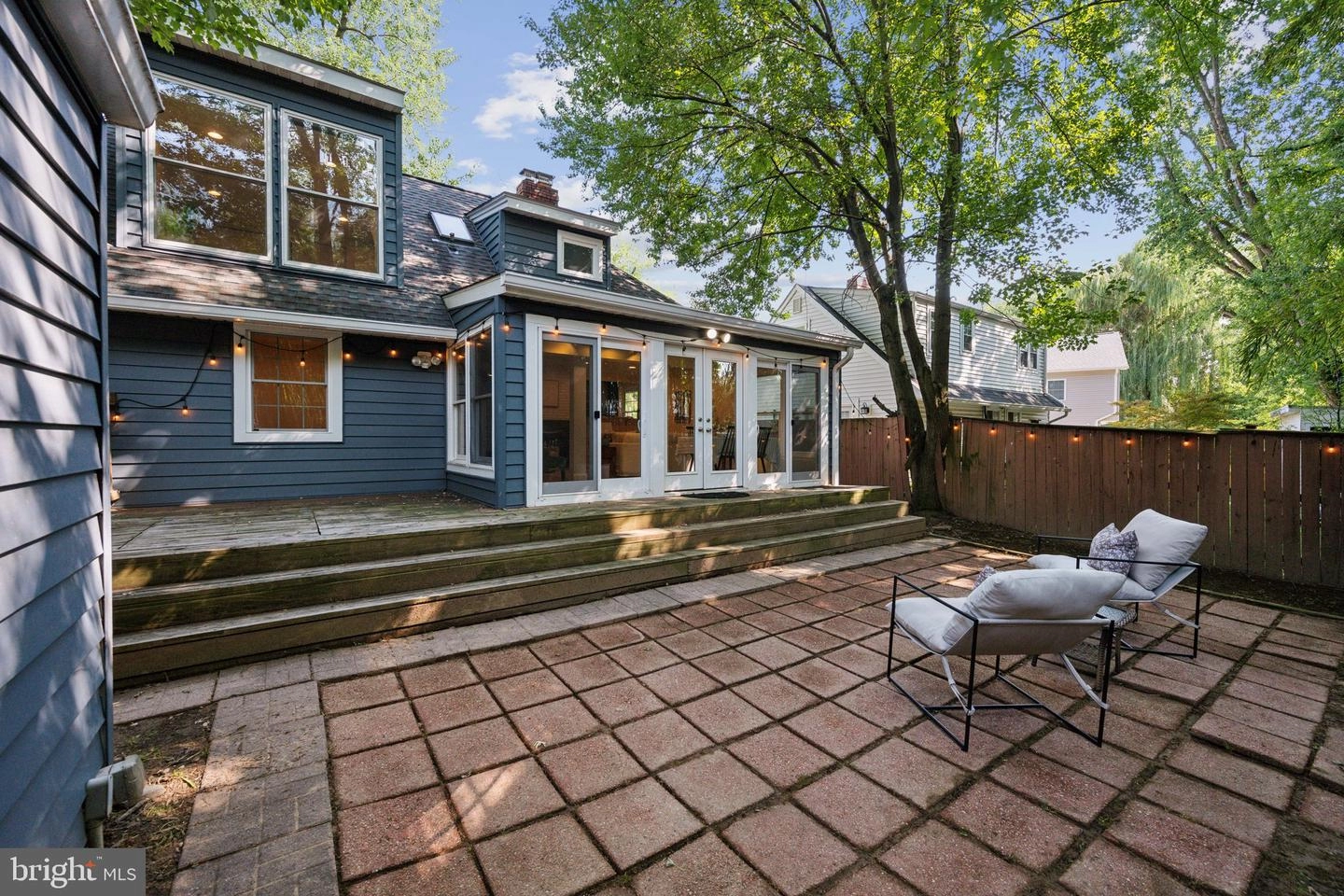 Exterior - 2201 Luzerne Ave, Silver Spring, MD 20910 photo 5 of 6