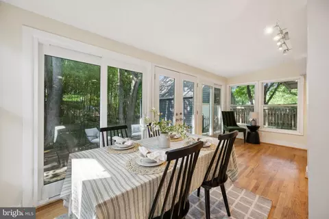 Dining - 2201 Luzerne Ave, Silver Spring, MD 20910 photo 4 of 4