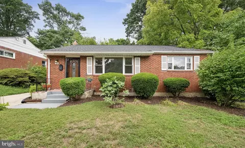 514 Woodburn Rd, Rockville, MD 20851