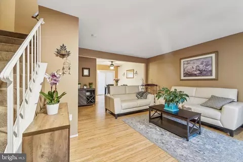 Entry Way - 1305 Alderton Ln, Silver Spring, MD 20906 photo 1 of 3