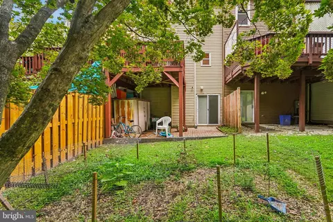 Exterior - 1305 Alderton Ln, Silver Spring, MD 20906 photo 6 of 8