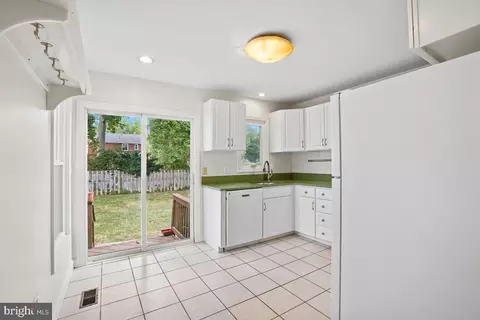 3011 Medway St, Silver Spring, MD 20902 photo 13