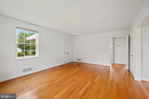 3011 Medway St, Silver Spring, MD 20902 photo 7